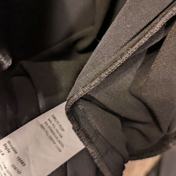 Joseph Ribkoff blouse. Sz. 12 - Picture 6 of 6